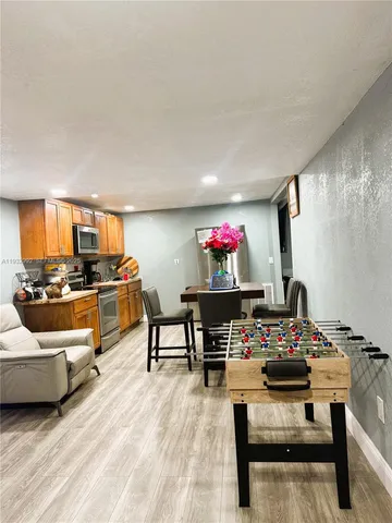 $275,000 | 13261 Southwest 9th Street, Davie, FL 33325