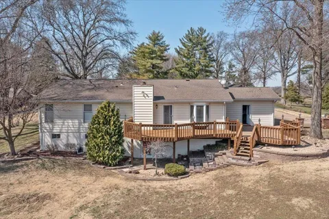 $275,000 | 4 Talisman Way Drive, Florissant, MO 63034