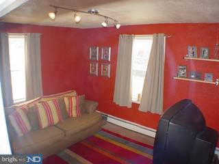 1448 Watson Road Sharon Hill, PA 19079 - Photo 3 of 6 Gallery Image 3
