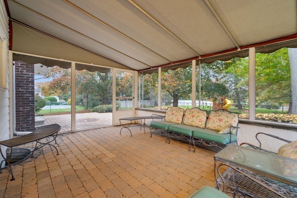 23 Lawndale Road Stoneham, MA 02180 - Photo 32 of 37 Gallery Image 32