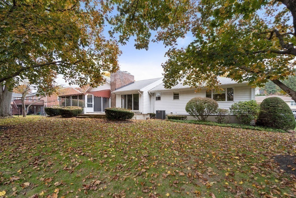 23 Lawndale Road Stoneham, MA 02180 - Photo 36 of 37 Gallery Image 36