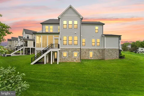$1,749,828 | 23932 Nightsong Court, Aldie, VA 20105
