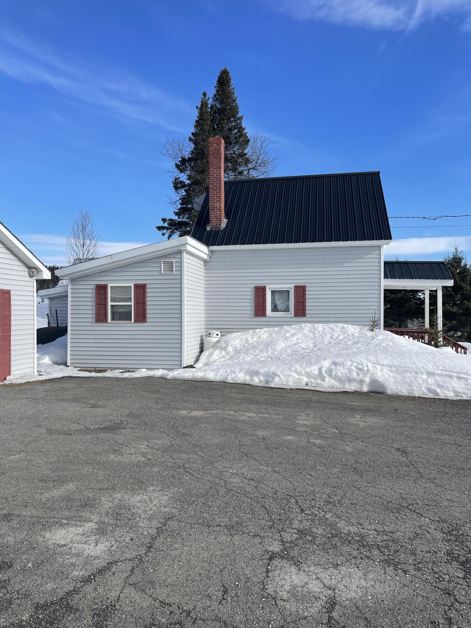 1015 Aroostook Road Wallagrass, ME 04781 - Photo 3 of 25 IMG-5194