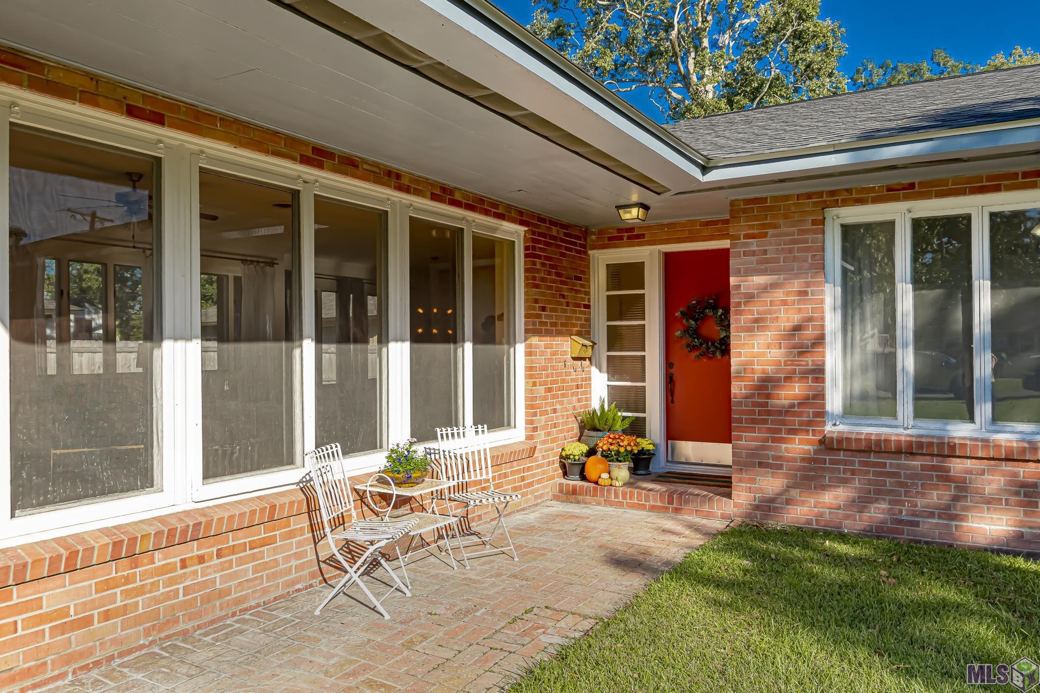 9121 Meadowood Street Baton Rouge, LA 70815 - Photo 1 of 40 Gallery Image 1