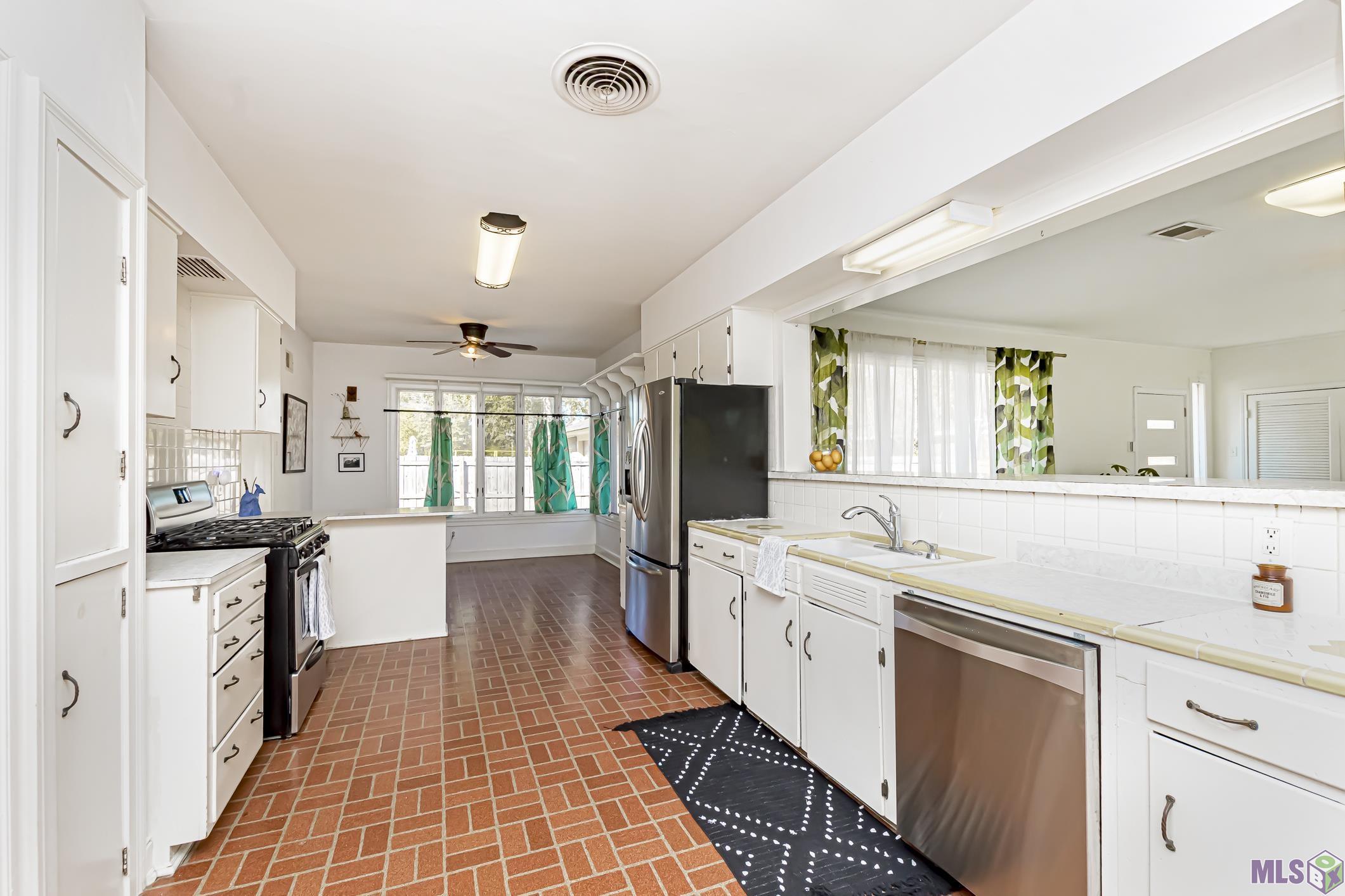 9121 Meadowood Street Baton Rouge, LA 70815 - Photo 27 of 40 Gallery Image 27