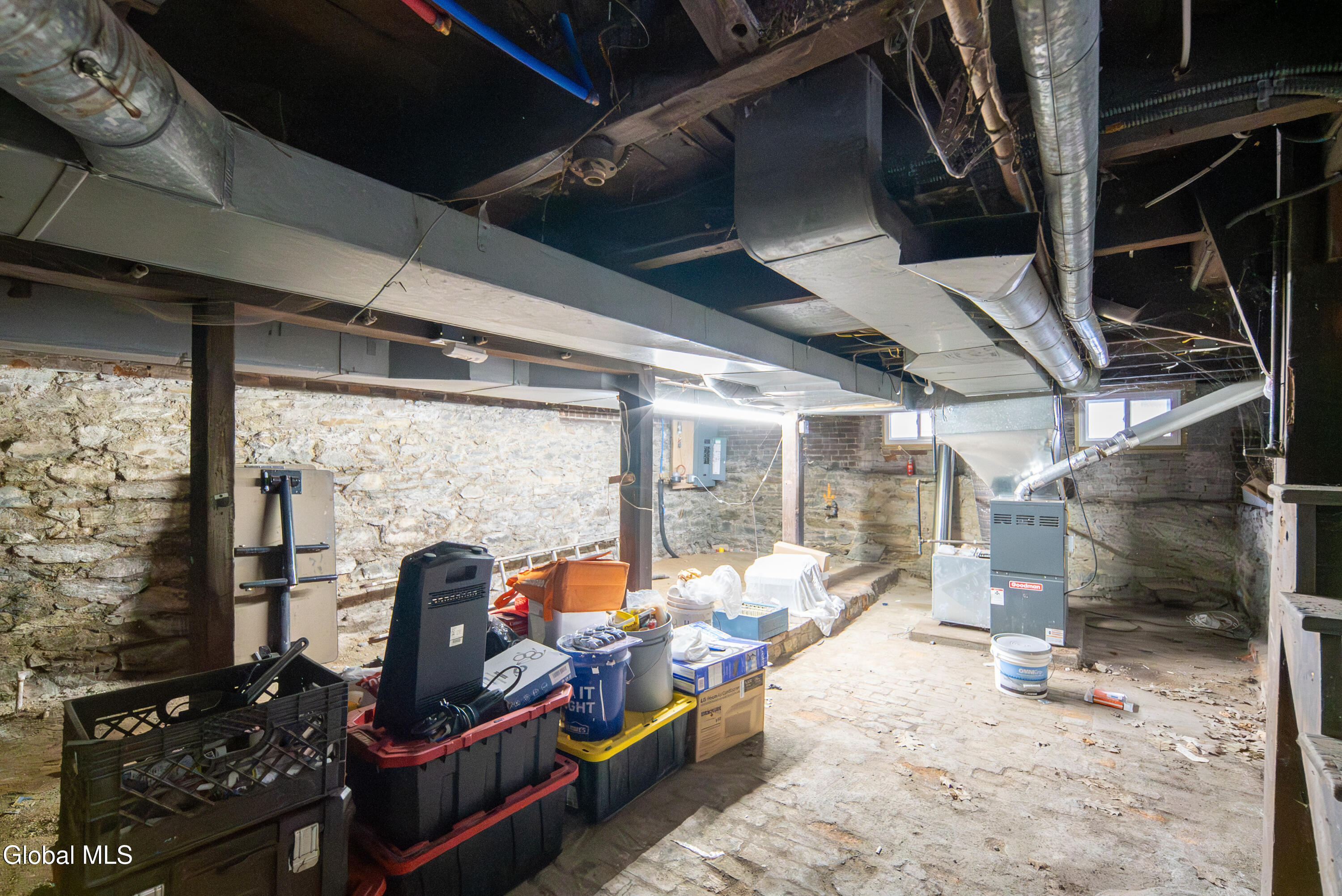 41 Brunswick Avenue Troy, NY 12180 - Photo 40 of 45 039