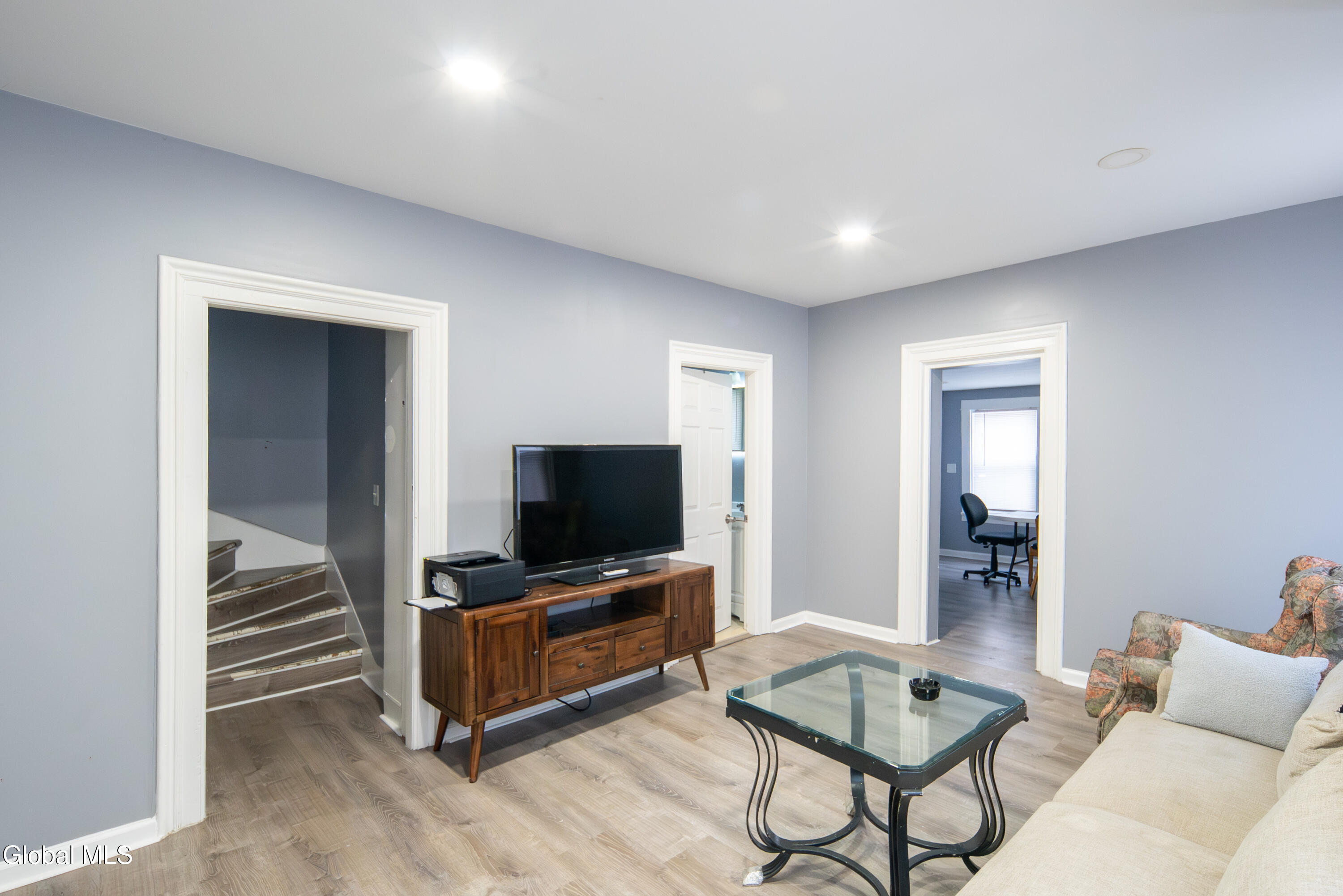 41 Brunswick Avenue Troy, NY 12180 - Photo 4 of 45 003