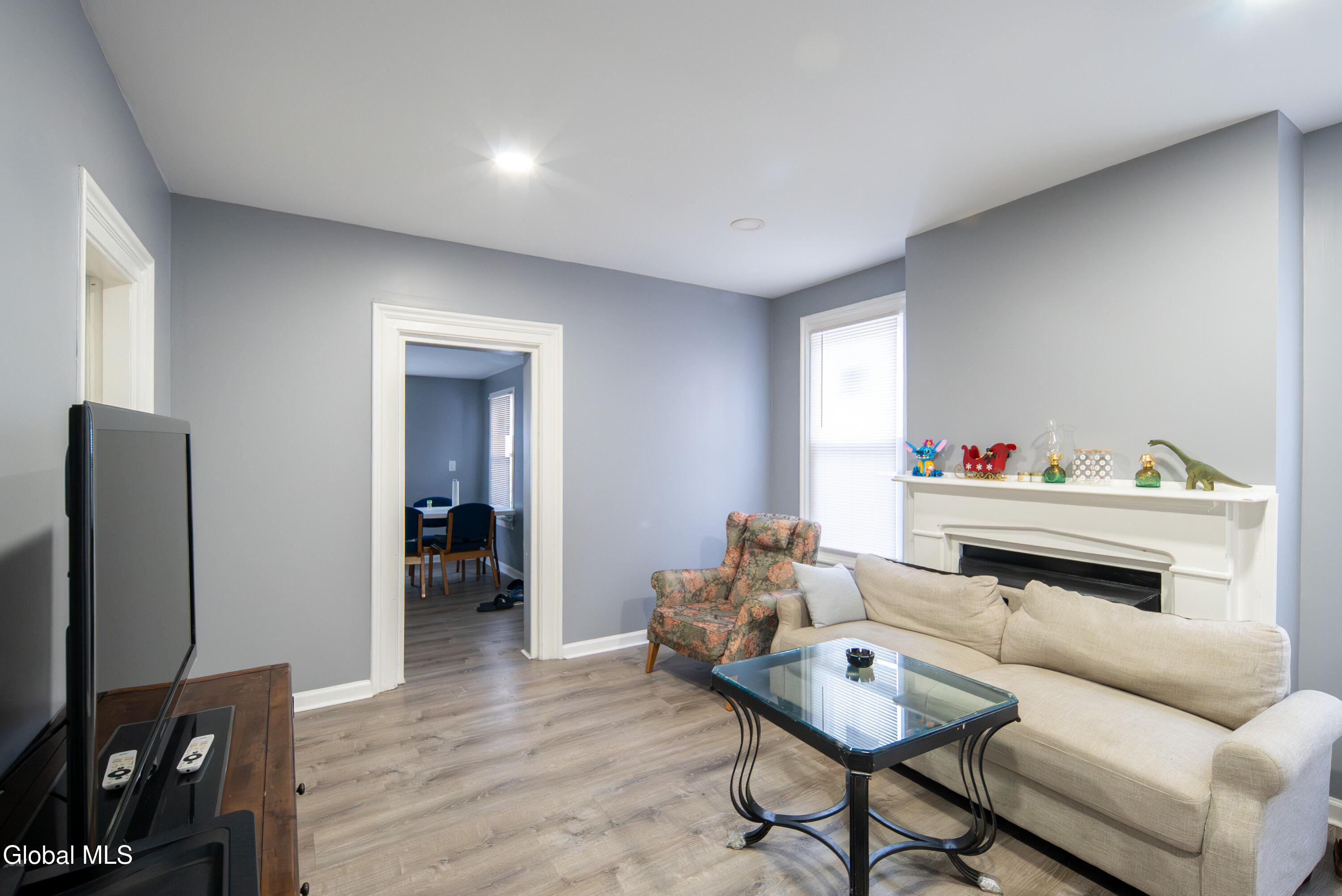 41 Brunswick Avenue Troy, NY 12180 - Photo 5 of 45 004