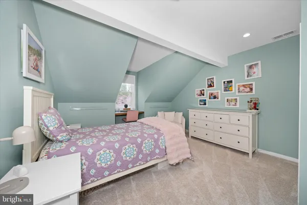 $1,250,000 | 1123 Independence Drive, West Chester, PA 19382