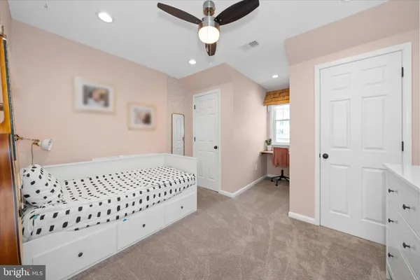 $1,250,000 | 1123 Independence Drive, West Chester, PA 19382