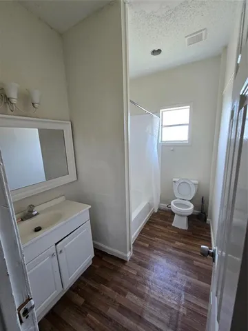 $1,650 | 5004 East Side Avenue, Unit 101, Dallas, TX 75214