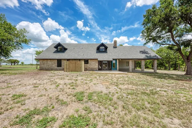 $775,000 | 2365 Hackberry Road, Salado, TX 76571