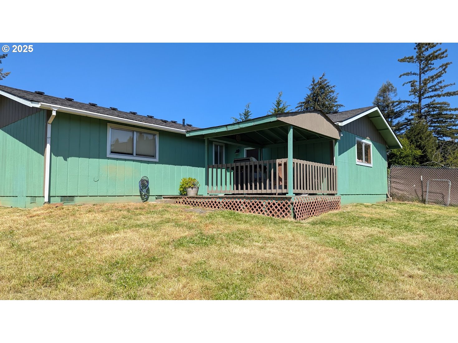 550 18th Street Myrtle Point, OR 97458 - Photo 2 of 27 Gallery Image 2