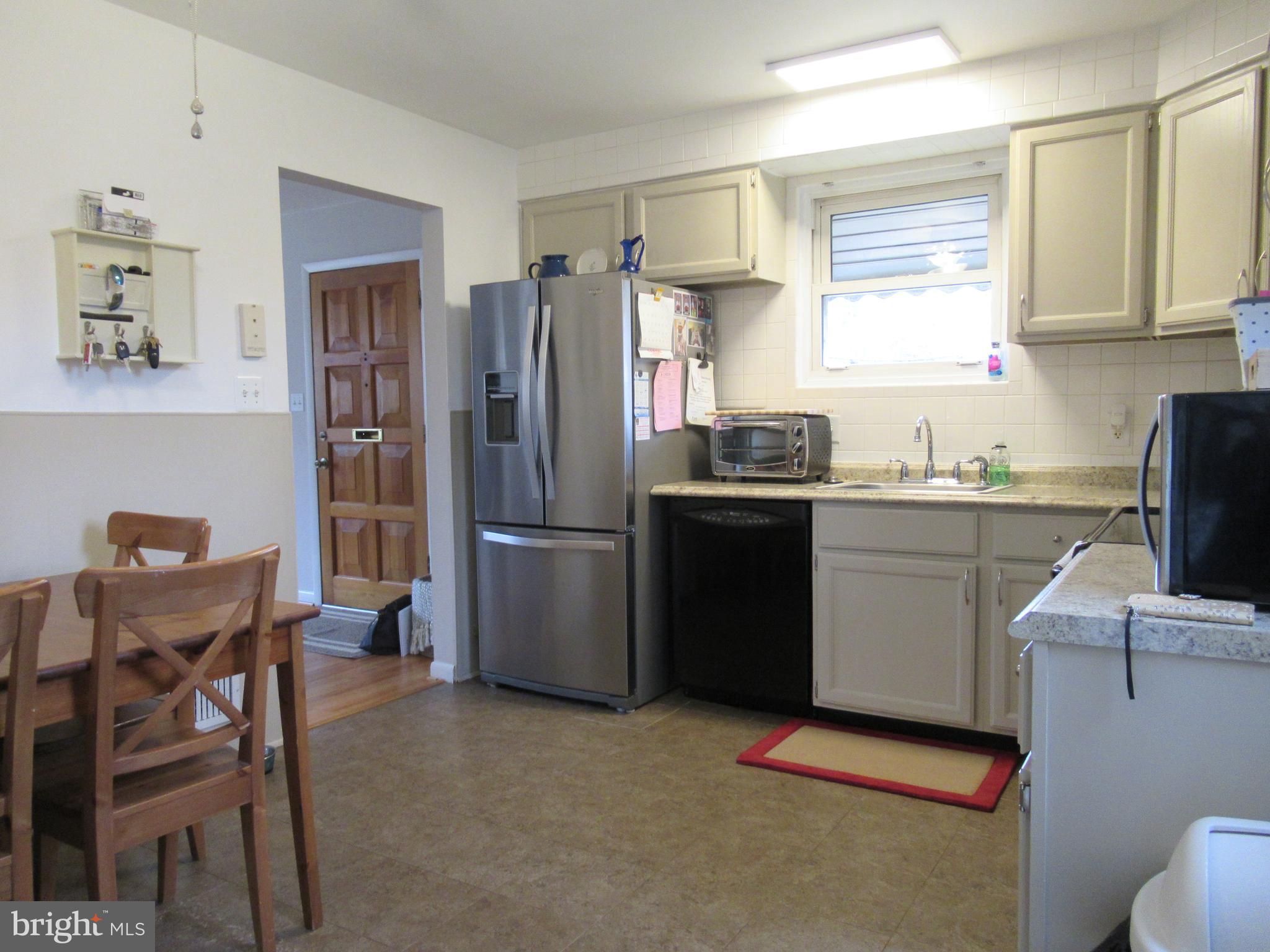 5703 Berwyn Road Berwyn Heights, MD 20740 - Photo 5 of 21 Updated eat in kithcen