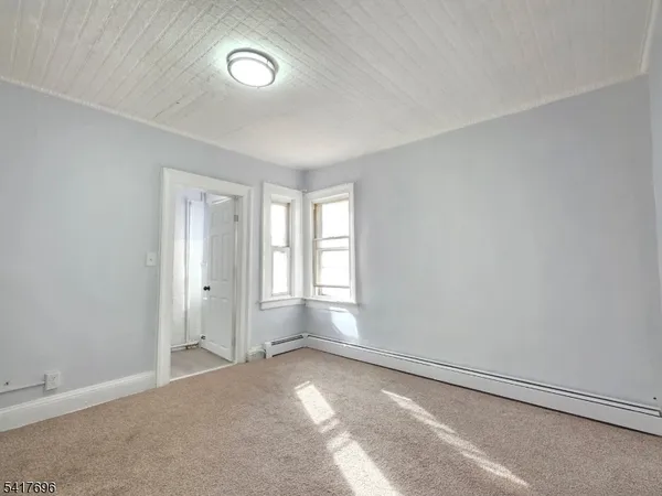 $2,800 | 8 Lincoln Avenue, Unit 2, Kearny, NJ 07032