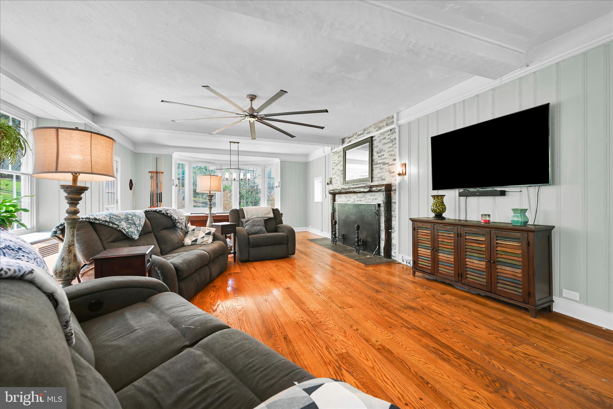 1801 Oak Road Pottsville, PA 17901 - Photo 41 of 76 Upstairs Living