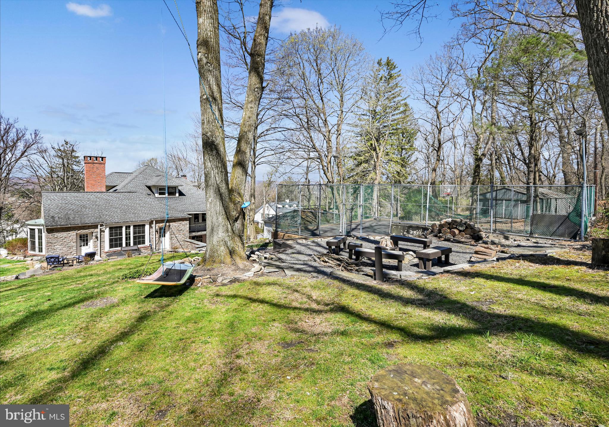 1801 Oak Road Pottsville, PA 17901 - Photo 66 of 76 Exterior Back