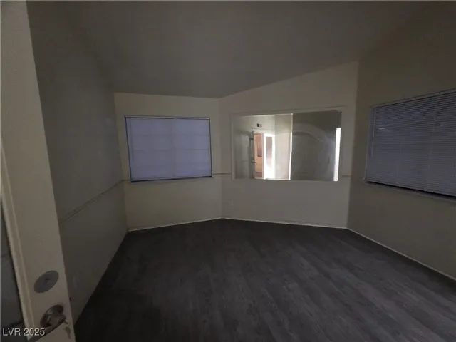 $1,400 | 6645 West Telegraph Road, Las Vegas, NV 89108