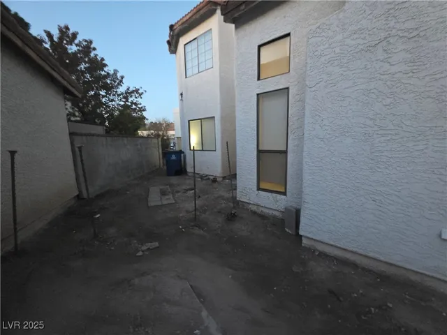 $1,400 | 6645 West Telegraph Road, Las Vegas, NV 89108