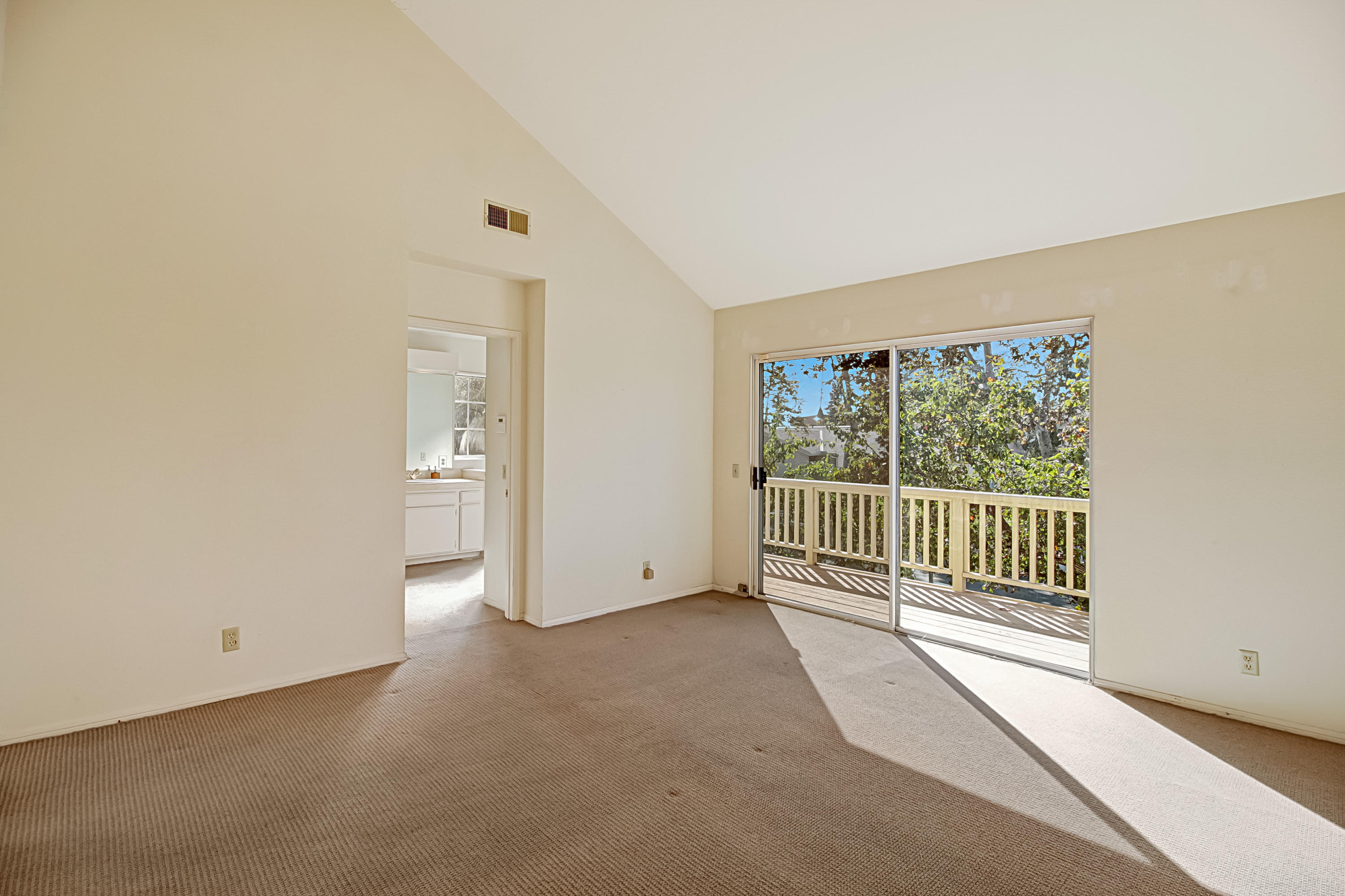 1505 Meadow Circle Carpinteria, CA 93013 - Photo 12 of 14 021