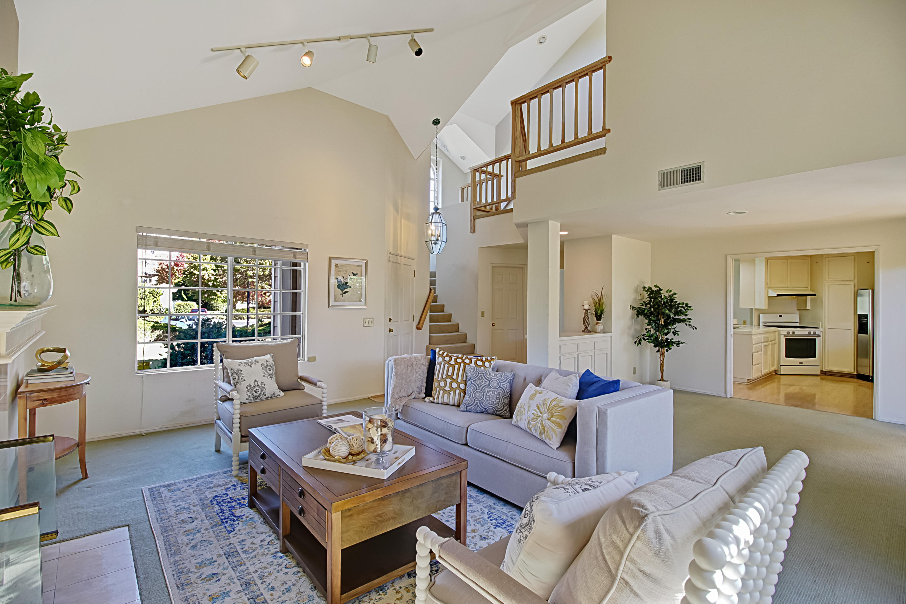 1505 Meadow Circle Carpinteria, CA 93013 - Photo 6 of 14 016