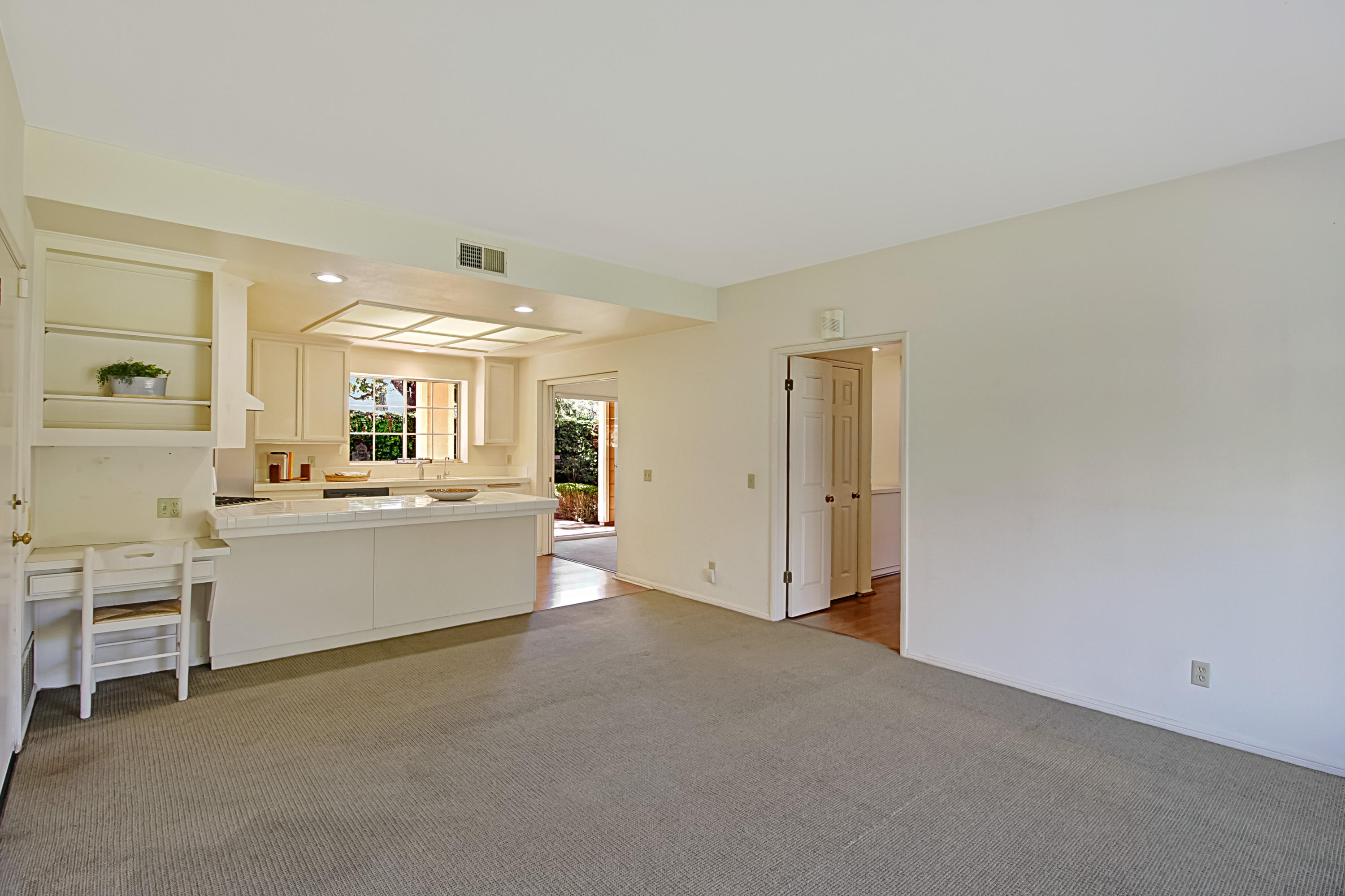 1505 Meadow Circle Carpinteria, CA 93013 - Photo 10 of 14 019