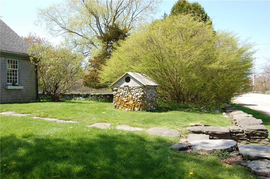 6 Simmons Road Little Compton, RI 02837 - Photo 8 of 36