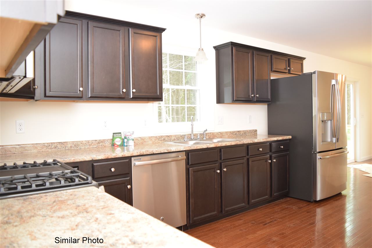 57 Miller's Farm Drive, Unit 31 Rochester, NH 03868 - Photo 2 of 6 Gallery Image 2