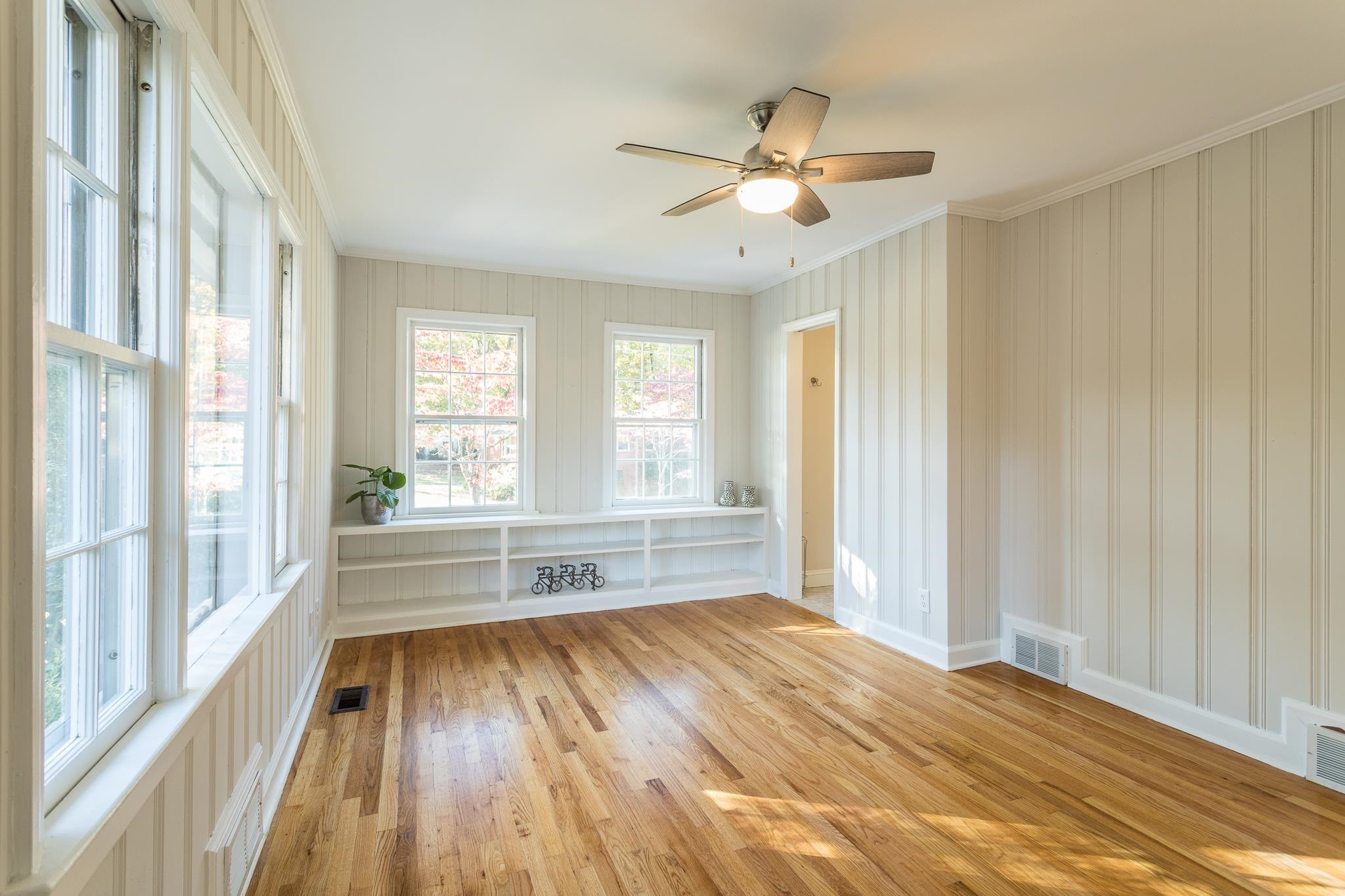 701 Dixie Trail Raleigh, NC 27607 - Photo 16 of 28 Photo 16