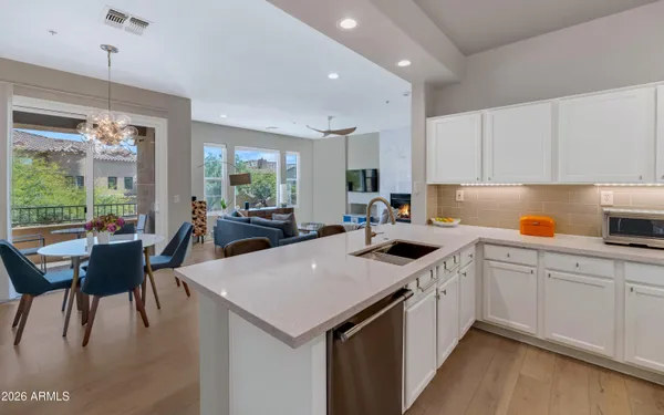 $2,950 | 16600 North Thompson Peak Parkway, Unit 2060, Scottsdale, AZ 85260