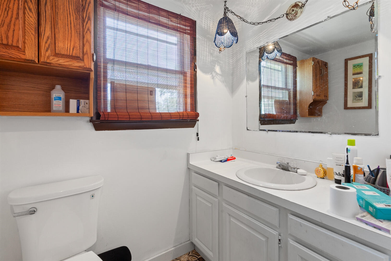 246 Washington Street Clinton, MI 49236 - Photo 27 of 36