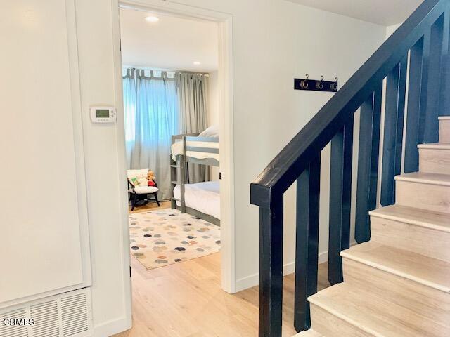 336 Highland Drive Oxnard, CA 93035 - Photo 4 of 31 IMG_3322