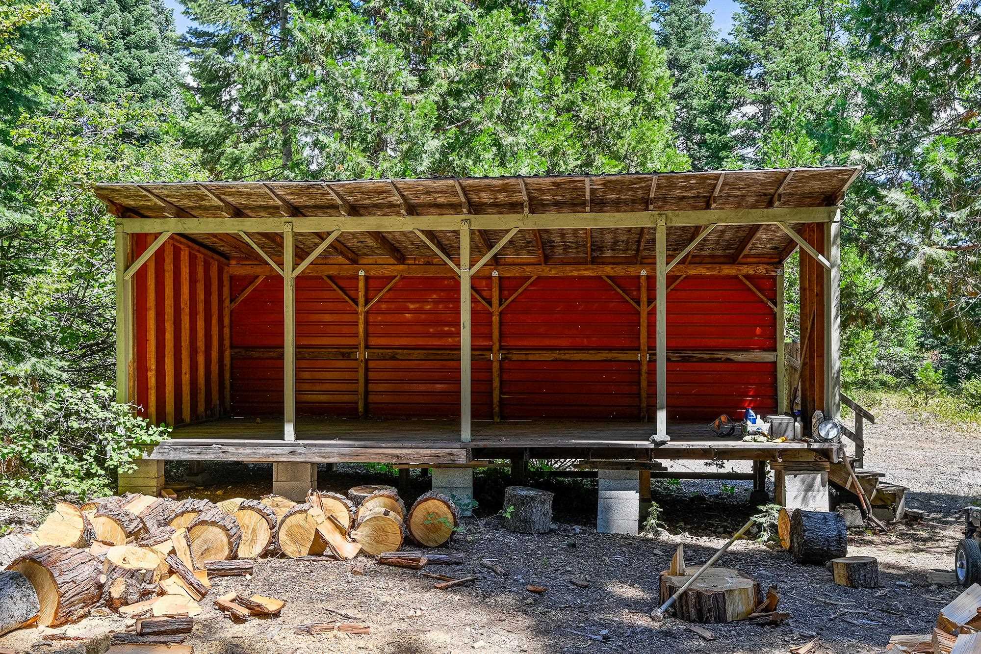 1647 Davis Place Road Mount Shasta, CA 96067 - Photo 38 of 41 Gallery Image 38