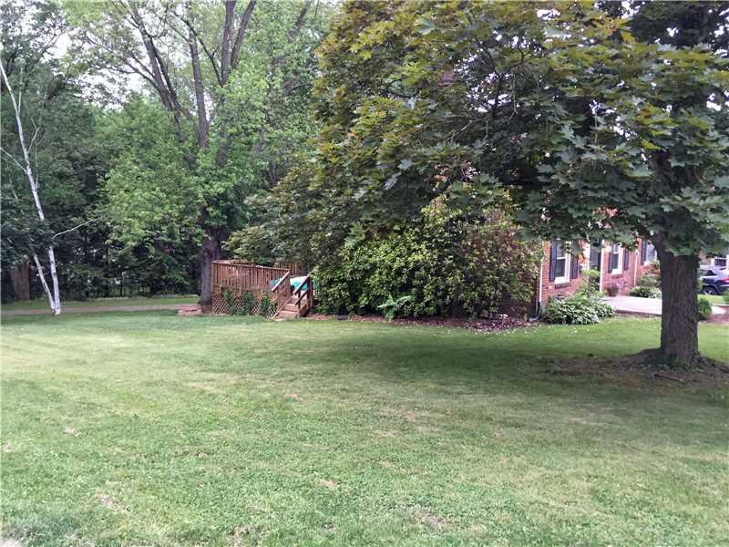 442 Patterson Road Bethel Park, PA 15102 - Photo 20 of 22 Yard/Garden.