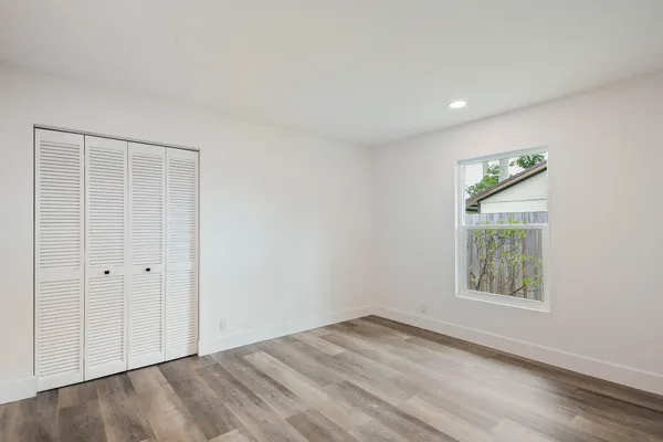 $609,000 | 430 La Mancha Avenue, Royal Palm Beach, FL 33411
