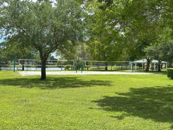 $609,000 | 430 La Mancha Avenue, Royal Palm Beach, FL 33411