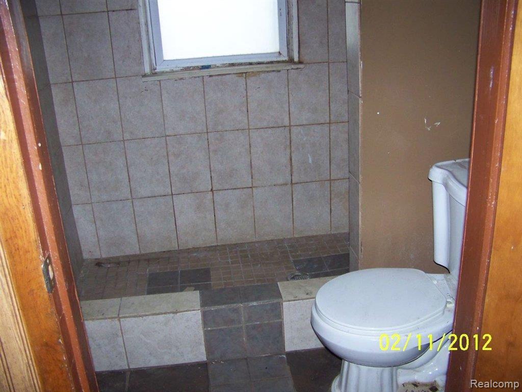 17 Elizabeth Street River Rouge, MI 48218 - Photo 9 of 11 017.JPG