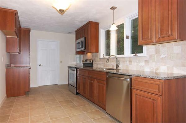 105 Hayward Road Acton, MA 01720 - Photo 2 of 19 Gallery Image 2