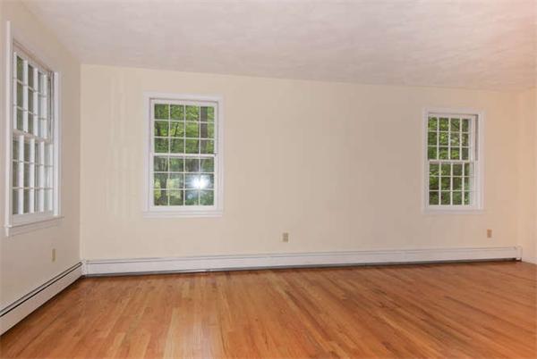 105 Hayward Road Acton, MA 01720 - Photo 8 of 19 Gallery Image 8
