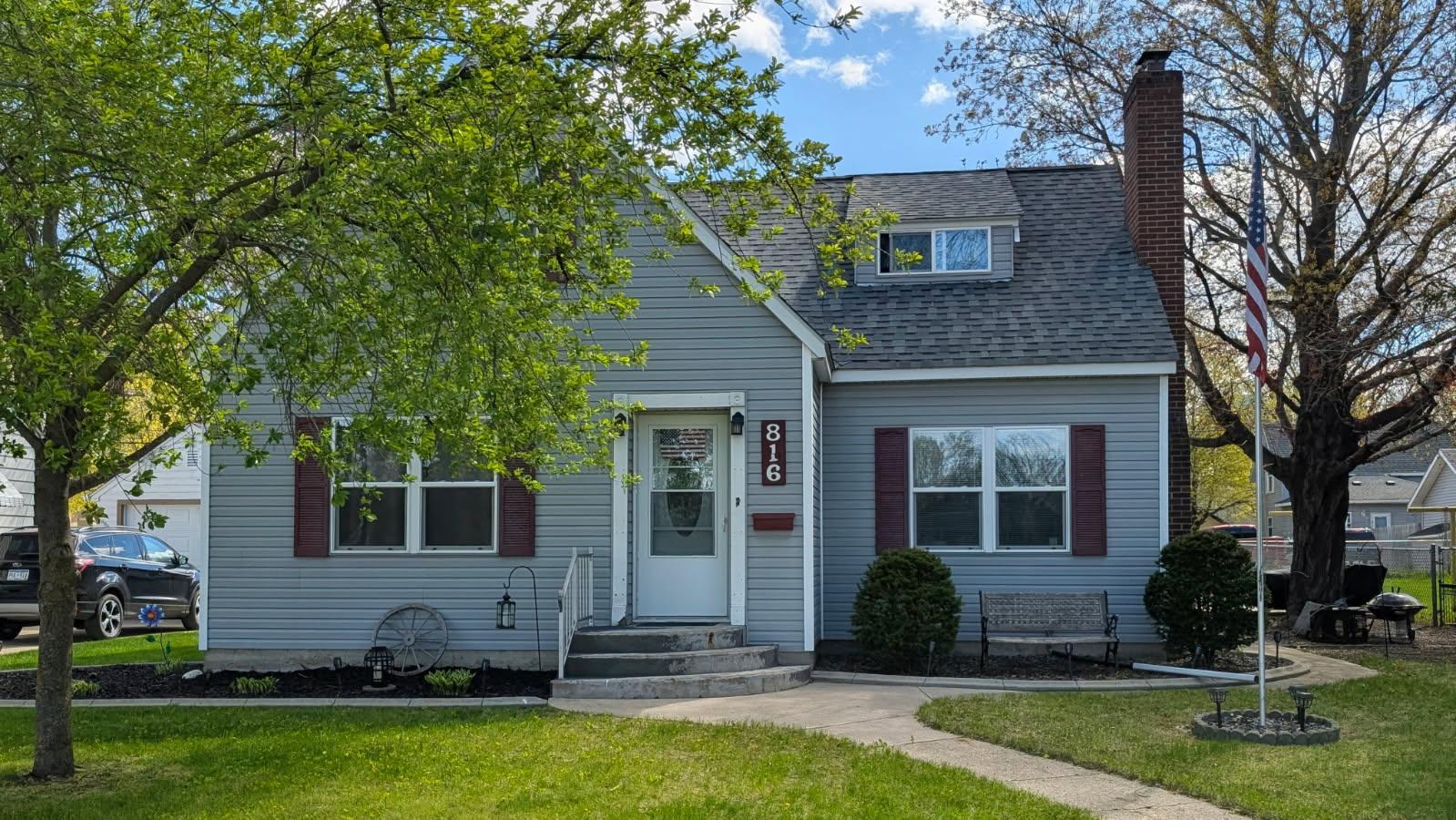 816 North 3rd Street Montevideo, MN 56265 - Photo 3 of 48