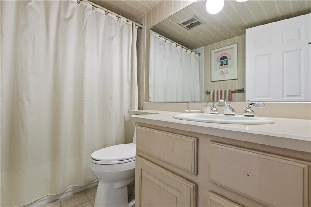 220 Coraopolis Road, Unit 3 Coraopolis, PA 15108 - Photo 20 of 25 Gallery Image 20