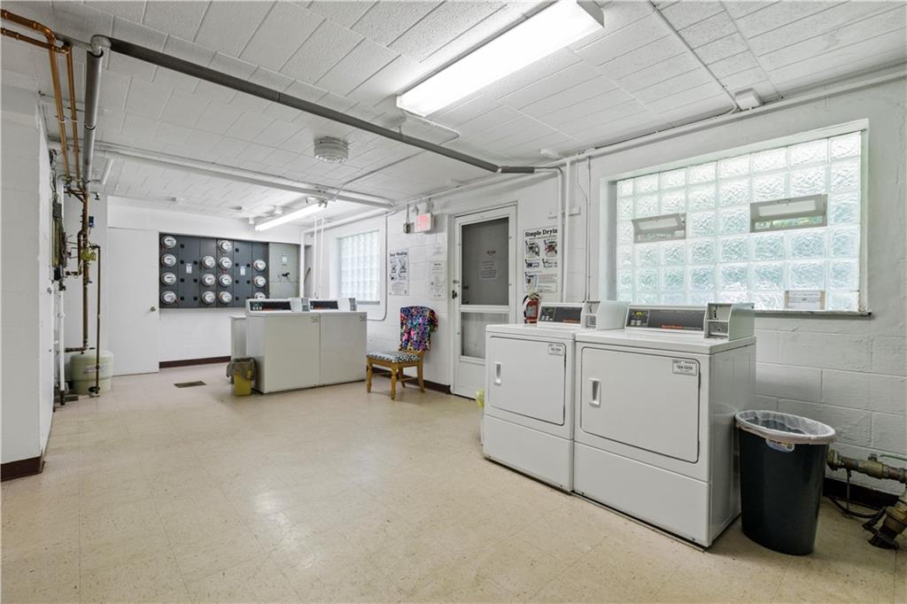 220 Coraopolis Road, Unit 3 Coraopolis, PA 15108 - Photo 21 of 25 Gallery Image 21