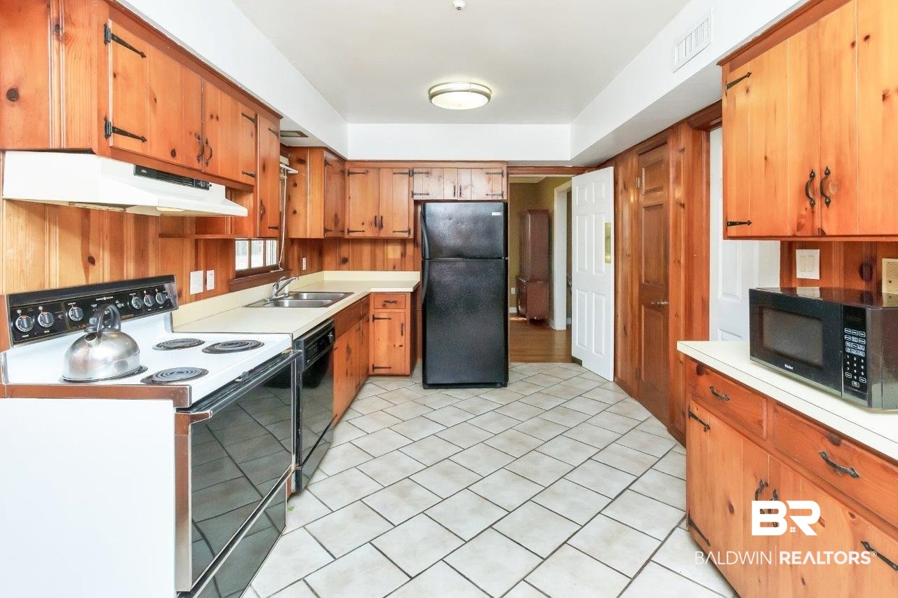 17 West Chadwick Drive Mobile, AL 36606 - Photo 7 of 24