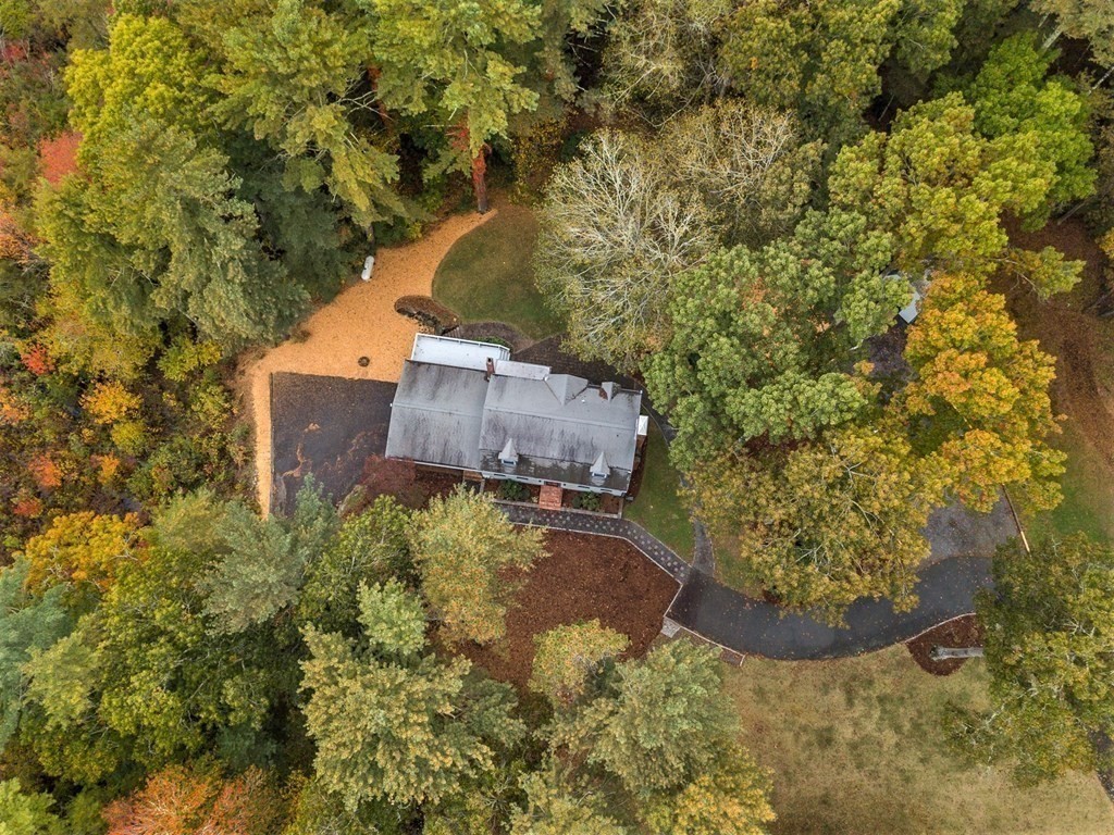 591 Neck Road Rochester, MA 02770 - Photo 4 of 32 a view of a yard