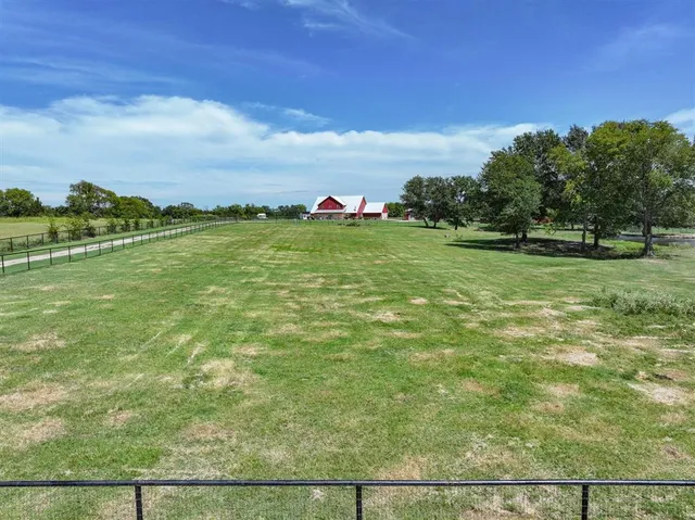 a view of field with an outdoor space