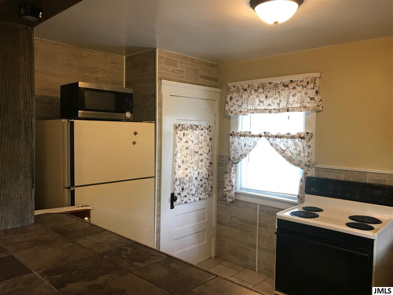 1559 Falahee Road Jackson, MI 49203 - Photo 13 of 18 Photo 13