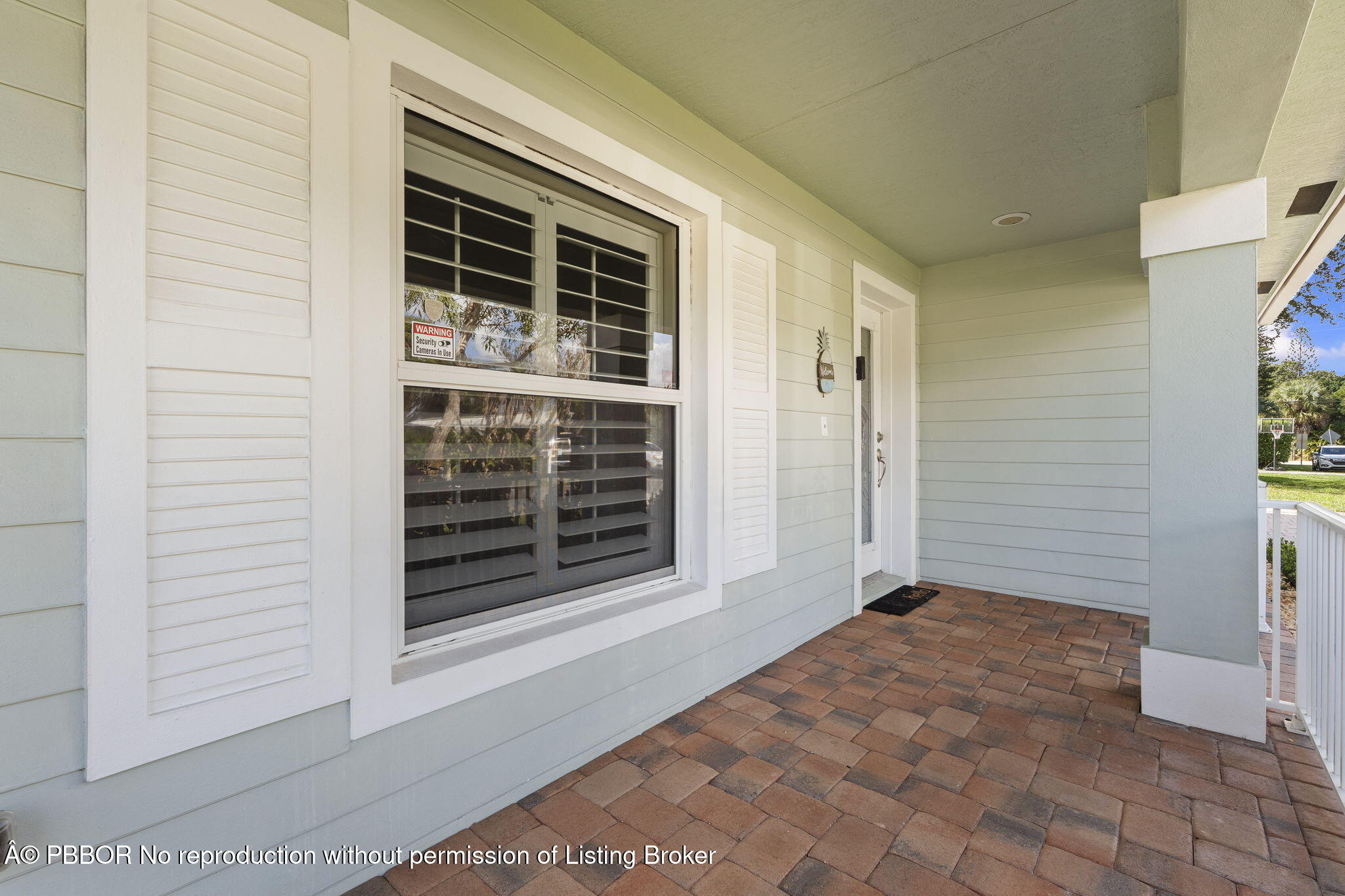 339 Southwest Winnachee Drive Stuart, FL 34994 - Photo 6 of 51 4-web-or-mls-DSC04114