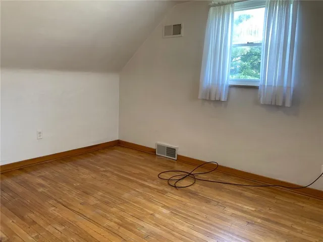 $1,495 | 1090 Clay Pike, Irwin, PA 15642