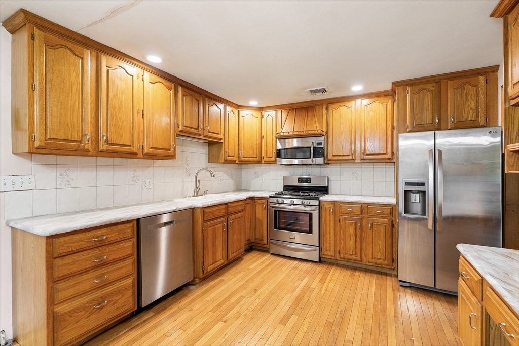 334 Forest Street Raynham, MA 02767 - Photo 11 of 42