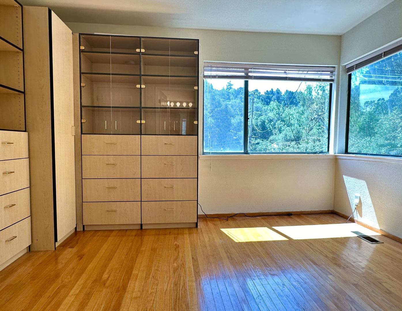 3038 Canyon Road Burlingame, CA 94010 - Photo 8 of 14